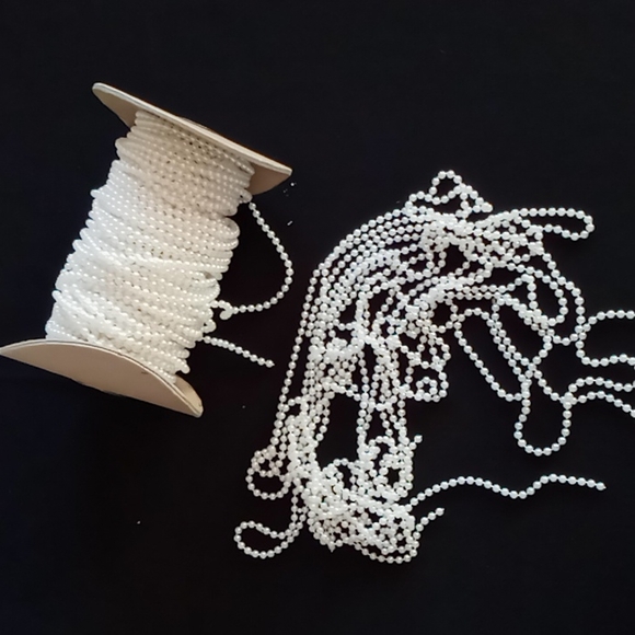 Bolt Faux Pearl Strands Trim Arts + Crafts - Picture 1 of 4